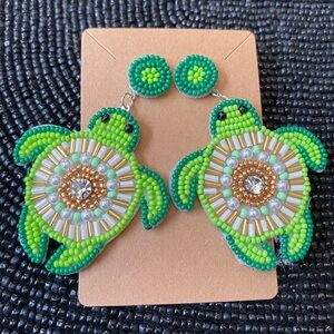 Seed Beaded Boutique Earrings Sea Turtles NEW